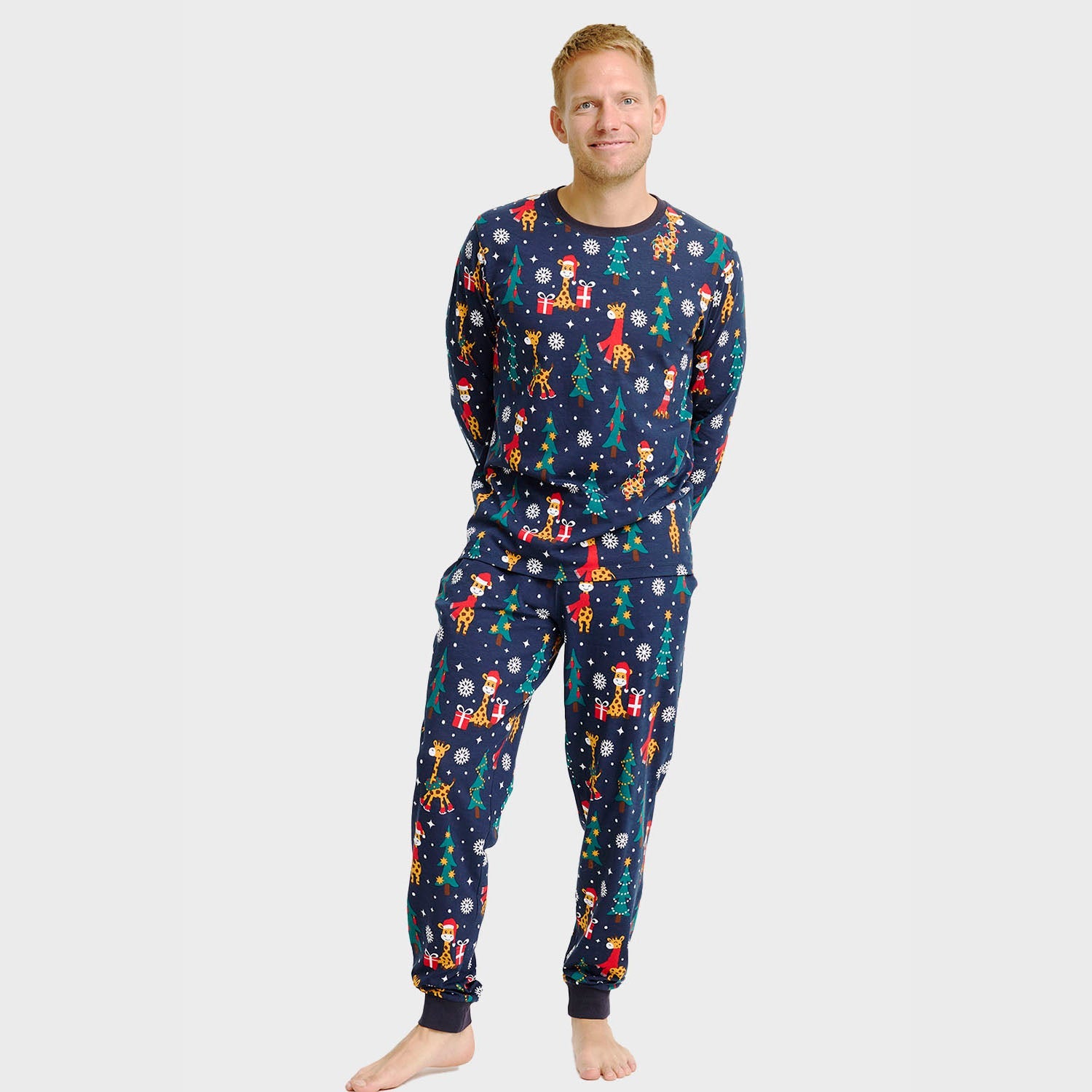 Kirahvin Joulupyjama – Miehet